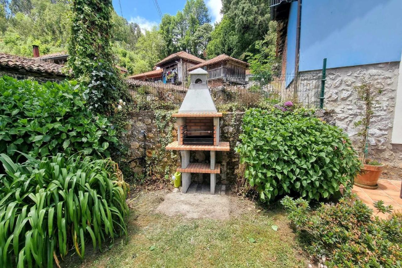 Gasthaus Casa De Aldea El Toral Rales  Exterior foto